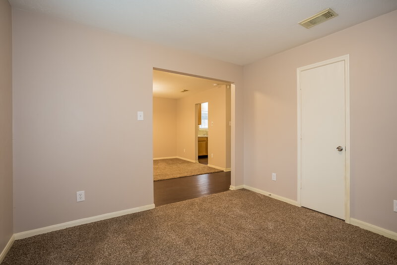 2,105/Mo, 20018 Upland Creek Dr Katy, TX 77449 Bedroom View 3