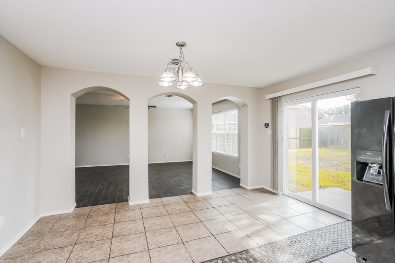 2,155/Mo, 12717 Rio Grande Ln Rosharon, TX 77583 Dining Room View