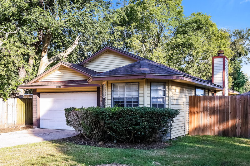 1,610/Mo, 8215 Eastern Bluebird Dr Humble, TX 77396 Front View