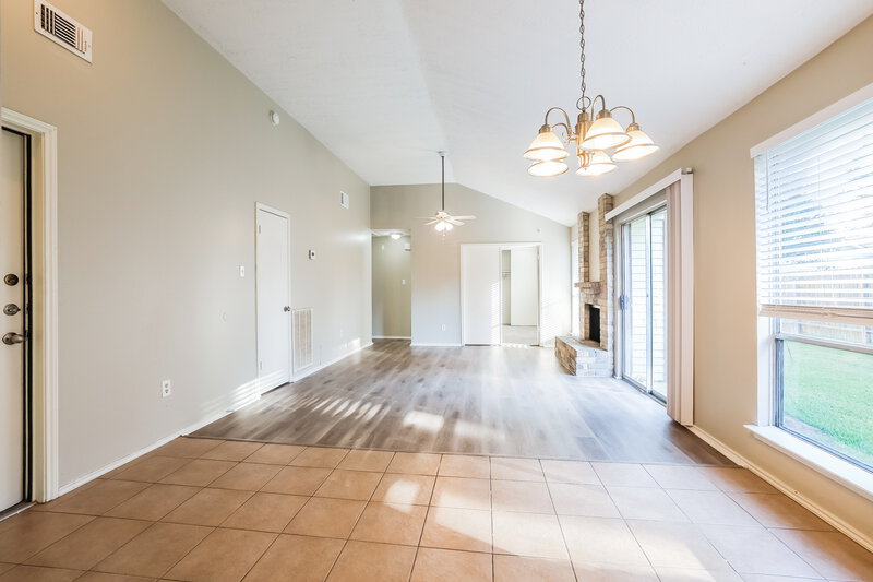 1,610/Mo, 8215 Eastern Bluebird Dr Humble, TX 77396 Dining Room View