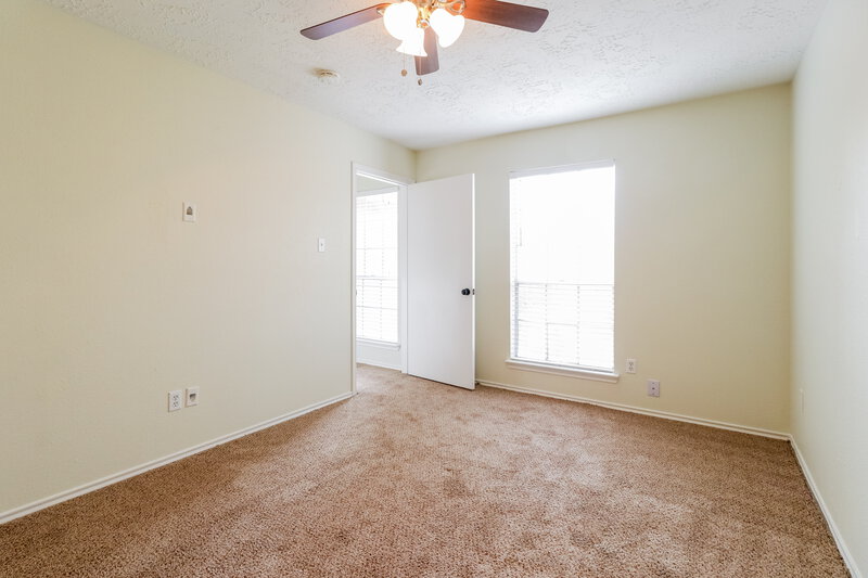 1,885/Mo, 20110 River Brook Dr Humble, TX 77346 Bedroom View 2