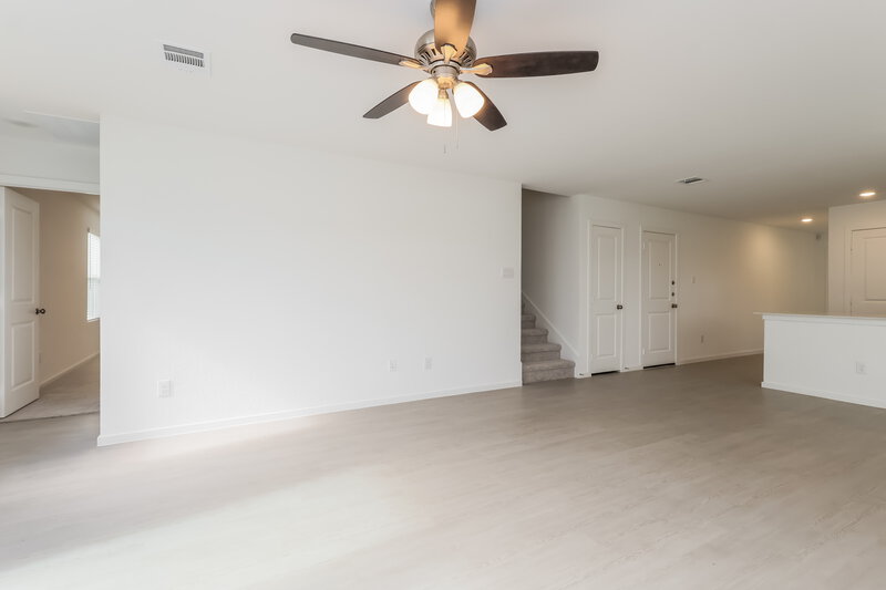 1,810/Mo, 16006 Tallis Dr Conroe, TX 77303 Living Room View 2