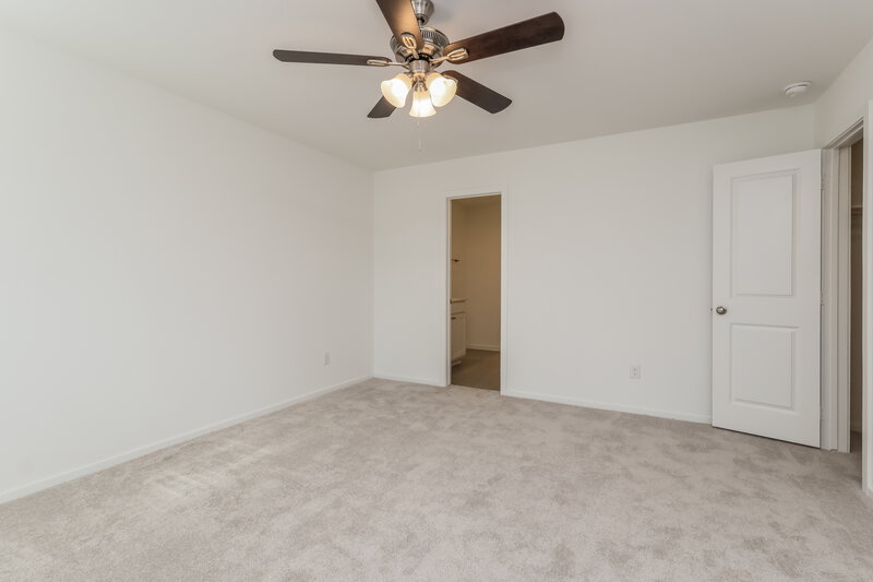 1,810/Mo, 16006 Tallis Dr Conroe, TX 77303 Main Bedroom View 2