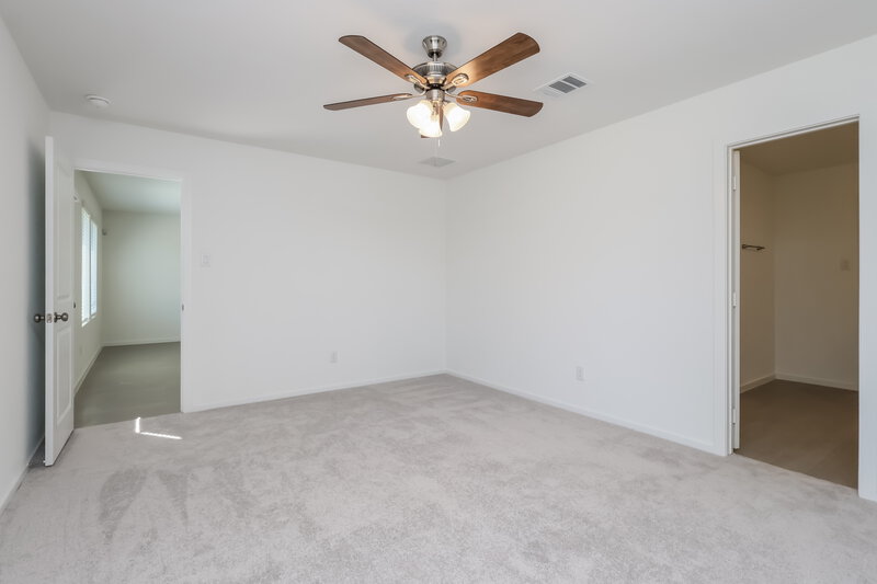 1,725/Mo, 16002 Tallis Dr Conroe, TX 77303 Primary Bedroom View