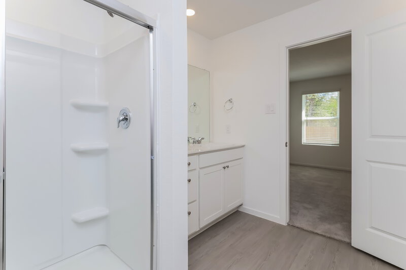 1,725/Mo, 16002 Tallis Dr Conroe, TX 77303 Bathroom View