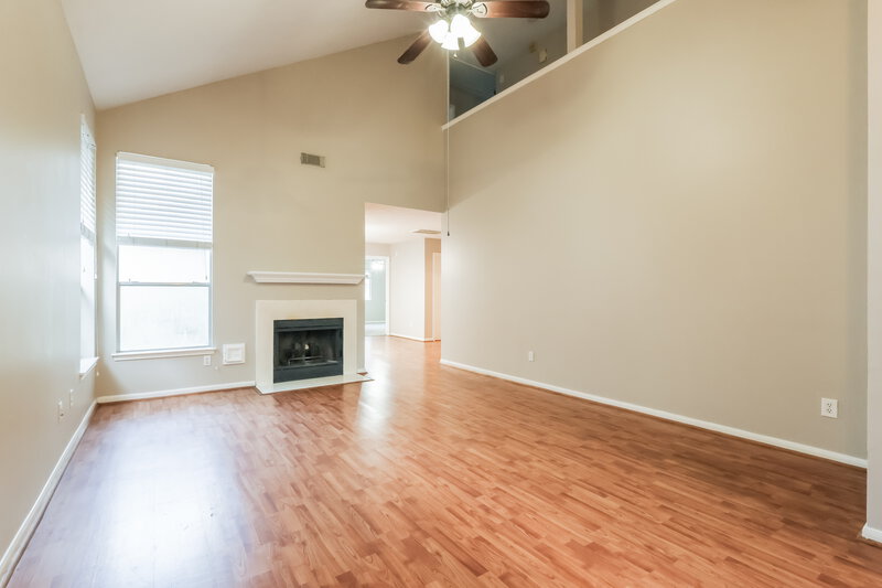 2,130/Mo, 12655 Pine Bush Dr Houston, TX 77070 Misc View