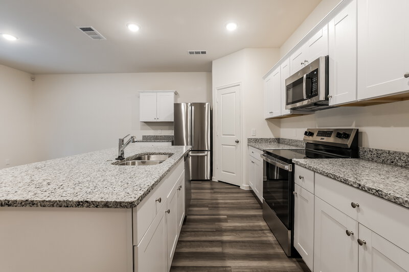 1,920/Mo, 6081 Majestic Creek Trl Porter, TX 77365 Kitchen View