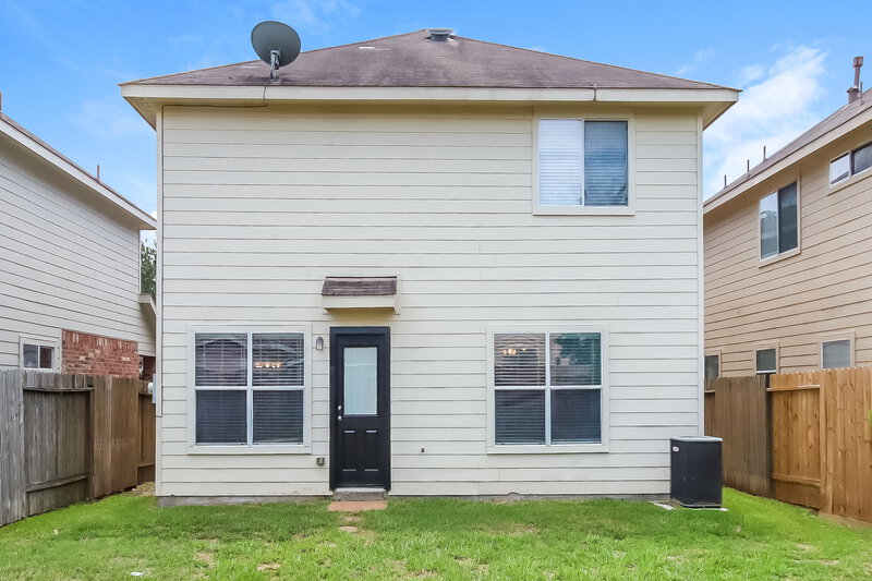 2,075/Mo, 19246 Cypress Peak Ln Katy, TX 77449 Rear View