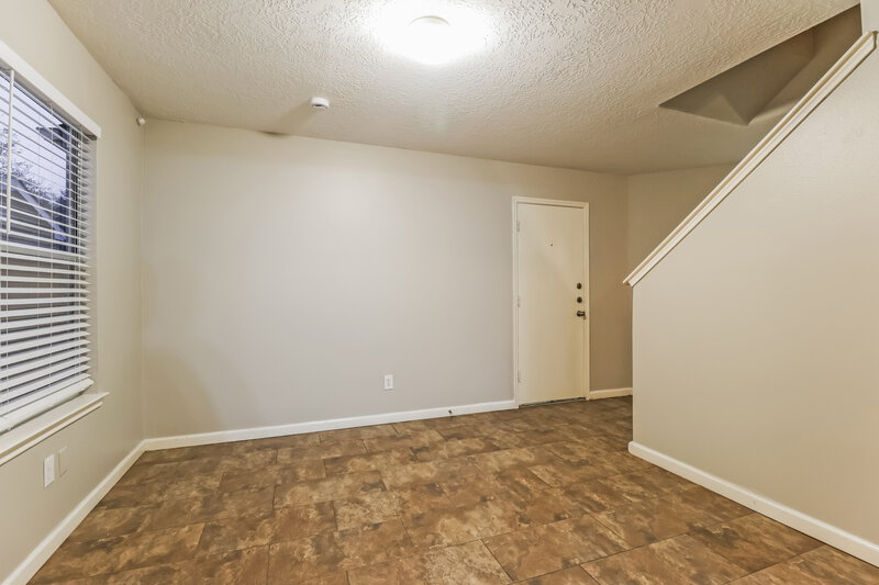 1,760/Mo, 33306 Cottonwood Bnd Magnolia, TX 77354 Dining Room View