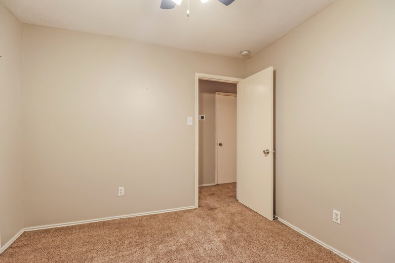 1,760/Mo, 33306 Cottonwood Bnd Magnolia, TX 77354 Bedroom View