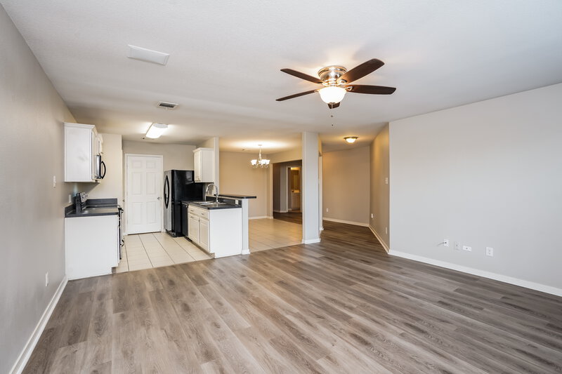 1,800/Mo, 4227 Medina River Loop Spring, TX 77386 Living Room View