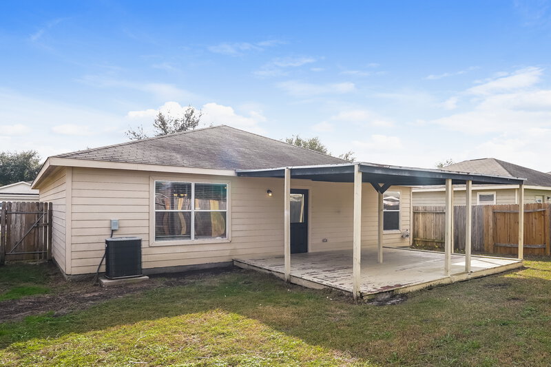 1,800/Mo, 4227 Medina River Loop Spring, TX 77386 Rear View