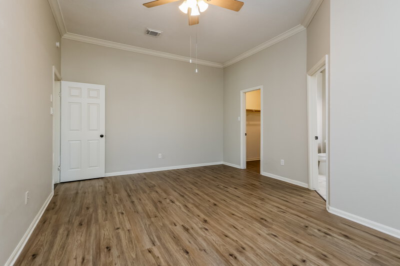 1,780/Mo, 5014 Otter Peak Dr Kingwood, TX 77345 Main Bedroom View 2