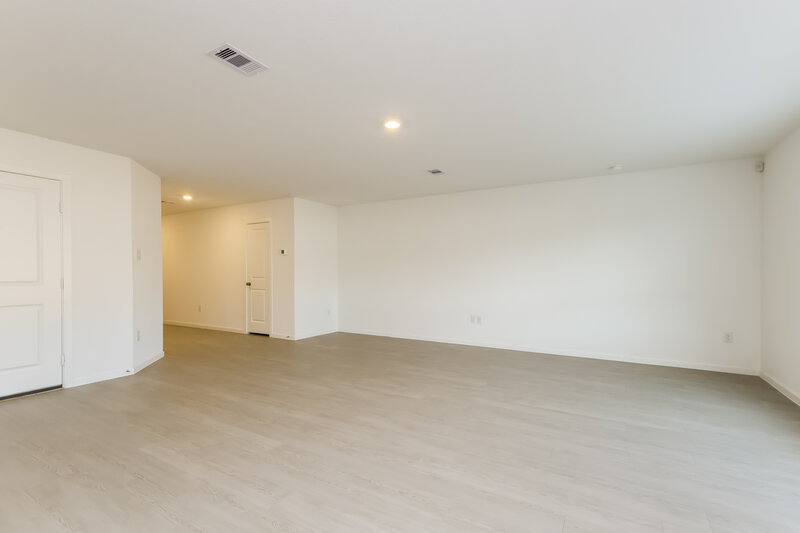 1,750/Mo, 15298 Abella Dr Montgomery, TX 77316 Living Room View
