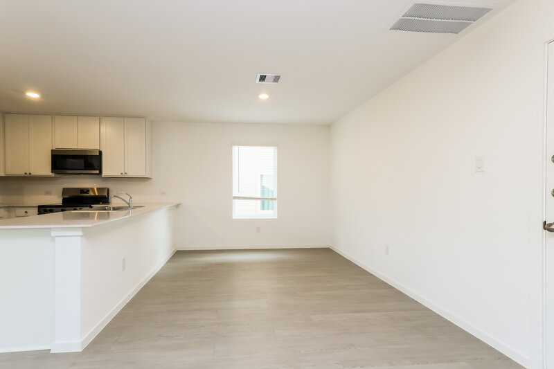 1,750/Mo, 15298 Abella Dr Montgomery, TX 77316 Dining Room View 3