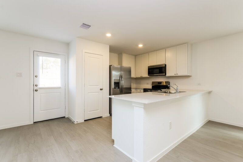 1,750/Mo, 15298 Abella Dr Montgomery, TX 77316 Kitchen View 2