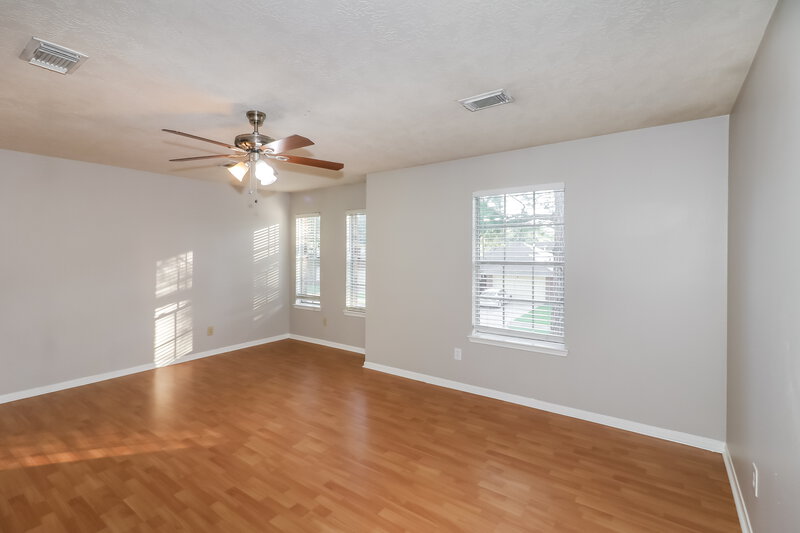 2,015/Mo, 8234 Worthington Dr Houston, TX 77083 Bedroom View 2