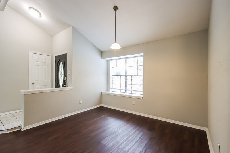 1,695/Mo, 5207 Village Springs Dr Kingwood, TX 77339 Breakfast Nook View