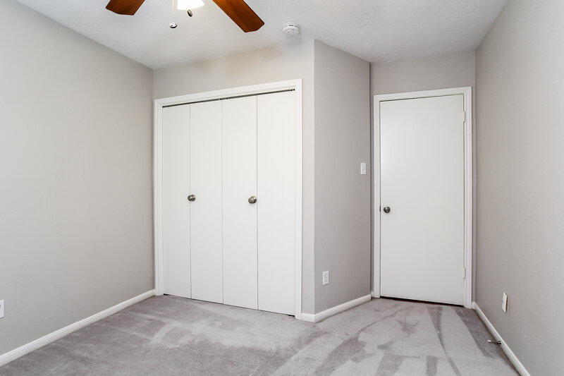 2,135/Mo, 5207 Village Springs Dr Kingwood, TX 77339 Bedroom View