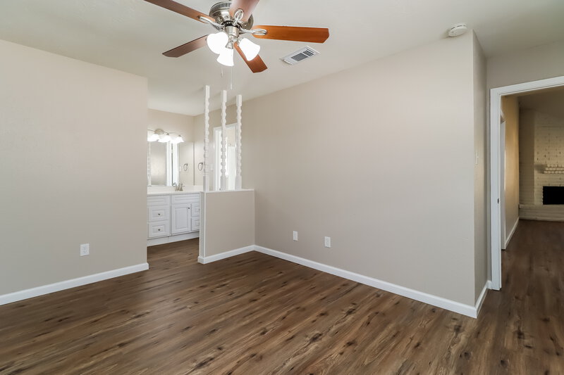 1,740/Mo, 22203 Barrygate Cir Spring, TX 77373 Main Bedroom View