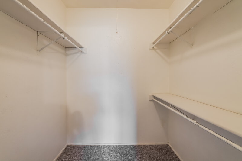 1,735/Mo, 17319 Northern Star Dr Houston, TX 77084 Walk In Closet View