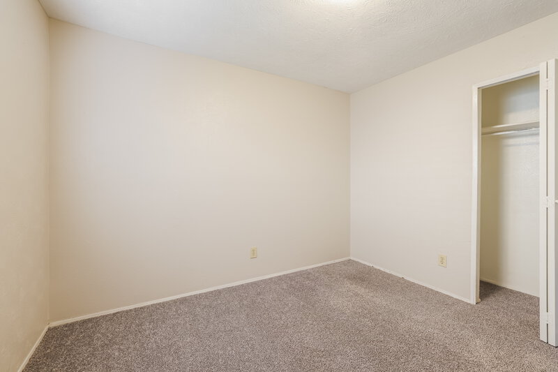 1,735/Mo, 17319 Northern Star Dr Houston, TX 77084 Bedroom View