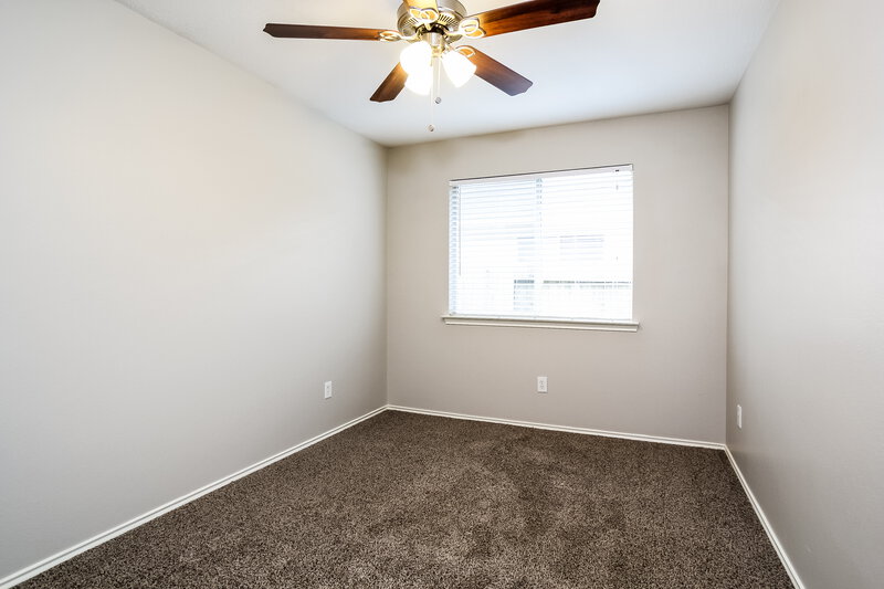 1,625/Mo, 20106 Leafpark Ln Humble, TX 77338 Bedroom View