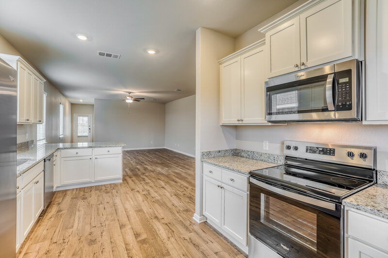 1,945/Mo, 7511 Tipton Meadow Way Richmond, TX 77469 Kitchen View 2