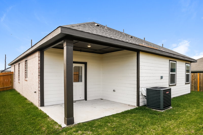 1,945/Mo, 7511 Tipton Meadow Way Richmond, TX 77469 Rear View
