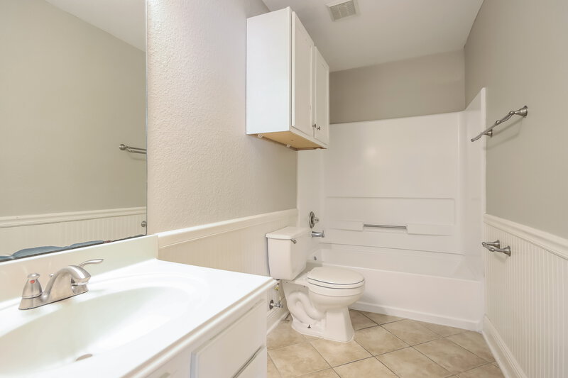 1,730/Mo, 11418 Flying Geese Ln Tomball, TX 77375 Bathroom View