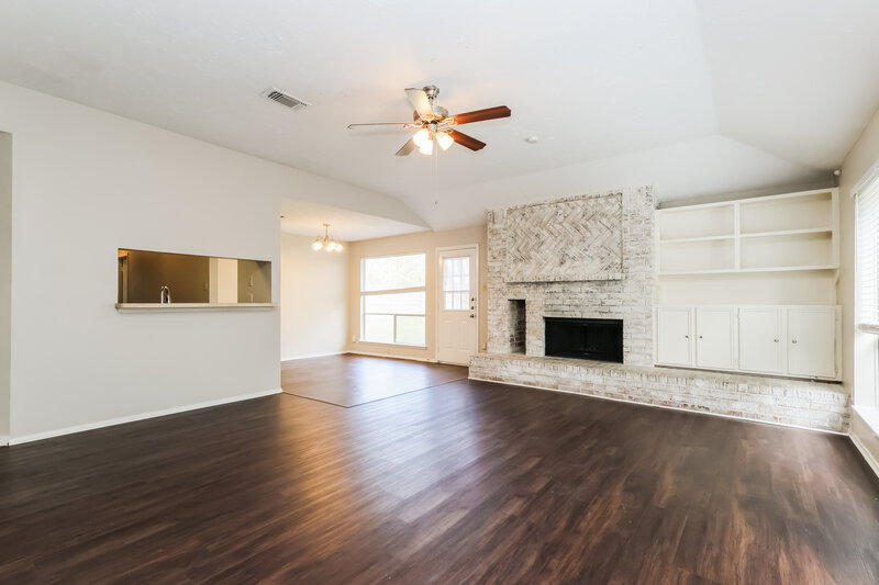 1,790/Mo, 4606 Lost Lake Ln Spring, TX 77388 Living Room View 2