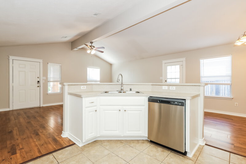 1,805/Mo, 4723 Comal River Loop Spring, TX 77386 Kitchen View 2