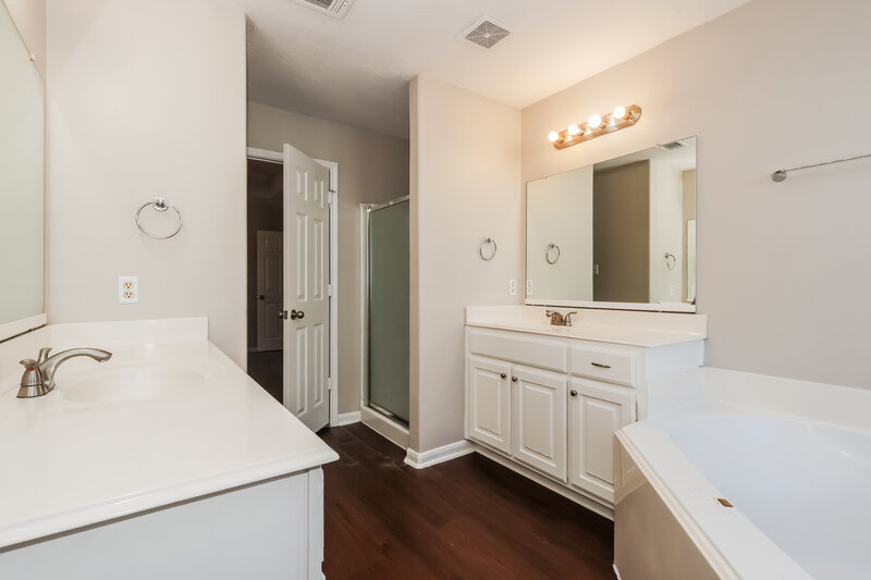 1,805/Mo, 4723 Comal River Loop Spring, TX 77386 Main Bathroom View