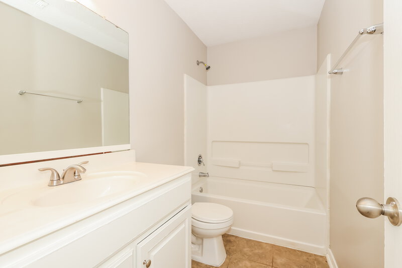 1,805/Mo, 4723 Comal River Loop Spring, TX 77386 Bathroom View