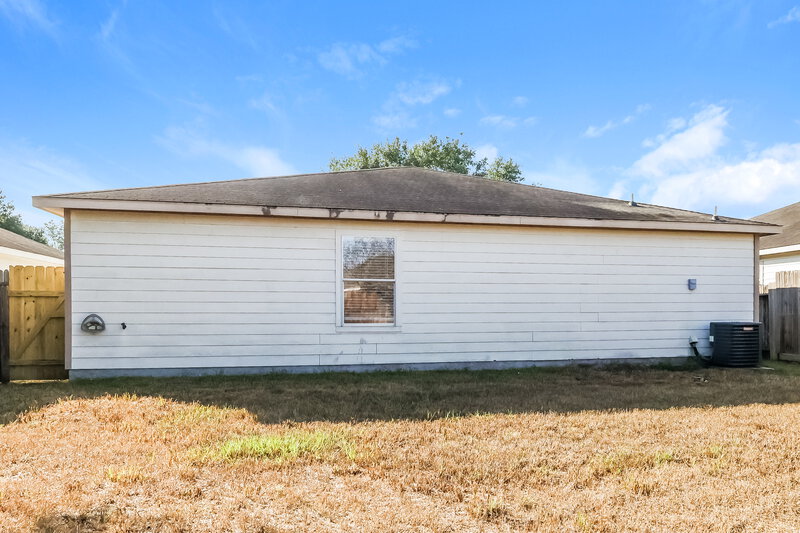 1,805/Mo, 4723 Comal River Loop Spring, TX 77386 Rear View