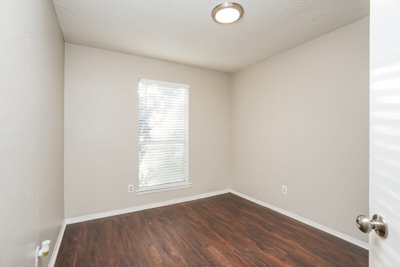 1,975/Mo, 9506 Lost Eagle Dr Houston, TX 77064 Bedroom View 2
