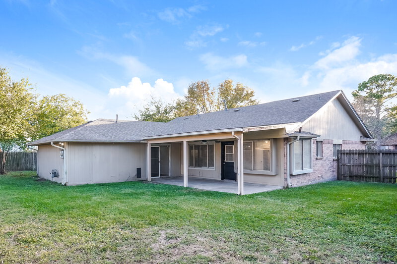 1,975/Mo, 9506 Lost Eagle Dr Houston, TX 77064 Rear View