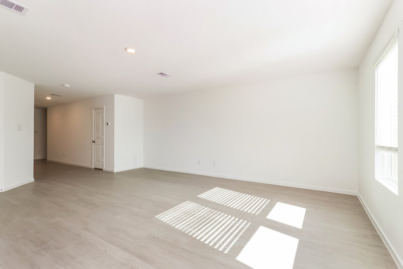 1,635/Mo, 15286 Abella Dr Montgomery, TX 77316 Living Room View 3