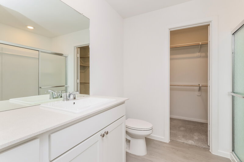 1,635/Mo, 15286 Abella Dr Montgomery, TX 77316 Main Bathroom View