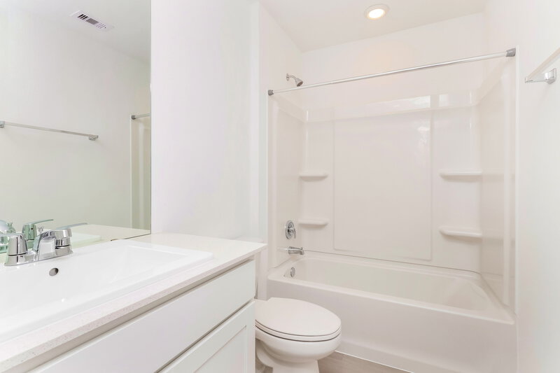 1,635/Mo, 15286 Abella Dr Montgomery, TX 77316 Bathroom View 2