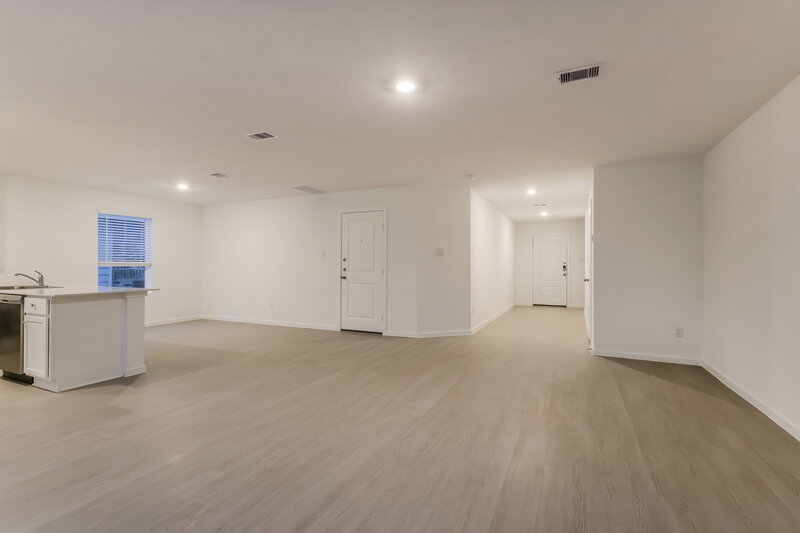 1,605/Mo, 15254 Abella Dr Montgomery, TX 77316 Living Room View 2