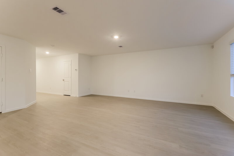 1,605/Mo, 15254 Abella Dr Montgomery, TX 77316 Living Room View 3