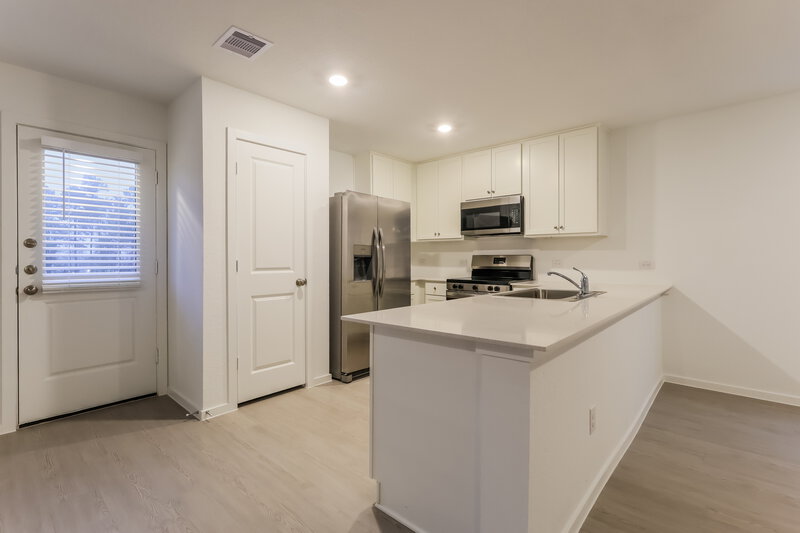 1,605/Mo, 15254 Abella Dr Montgomery, TX 77316 Kitchen View 2