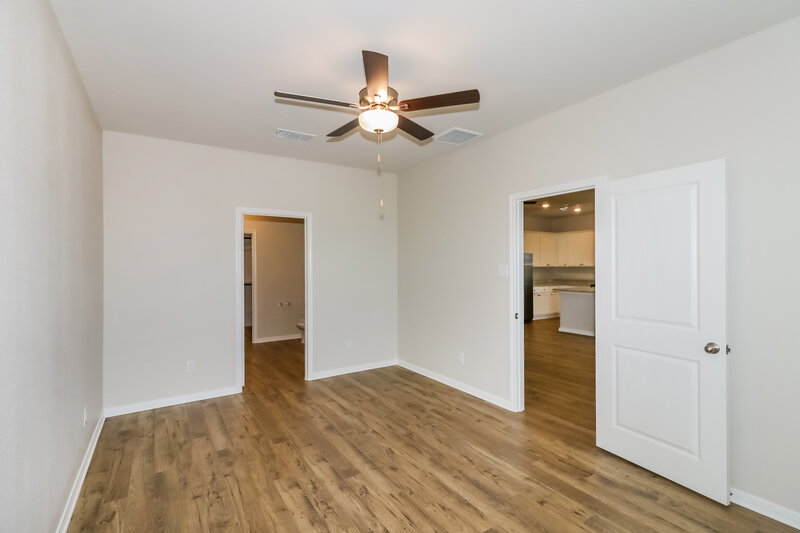 1,815/Mo, 7515 Tipton Meadow Way Richmond, TX 77469 Main Bedroom View 2