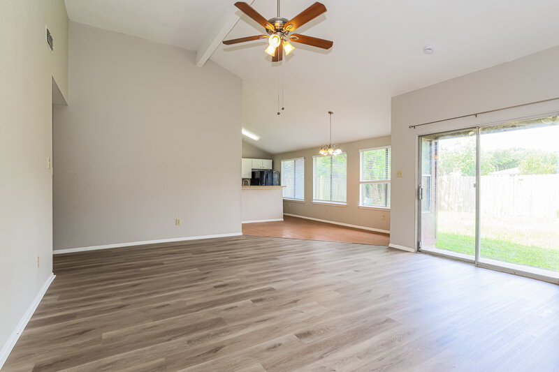 1,780/Mo, 12627 Day Hollow Ln Houston, TX 77070 Living Room View
