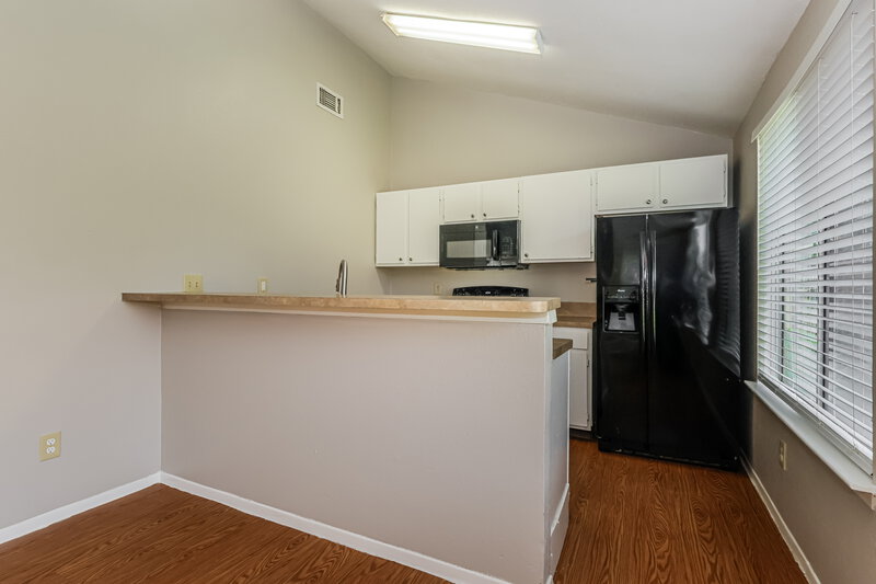 1,780/Mo, 12627 Day Hollow Ln Houston, TX 77070 Kitchen View