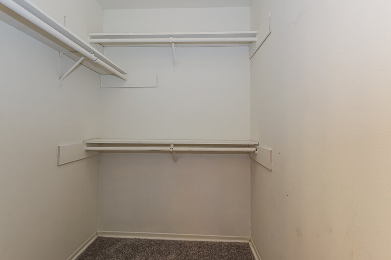 1,780/Mo, 12627 Day Hollow Ln Houston, TX 77070 Walk In Closet View