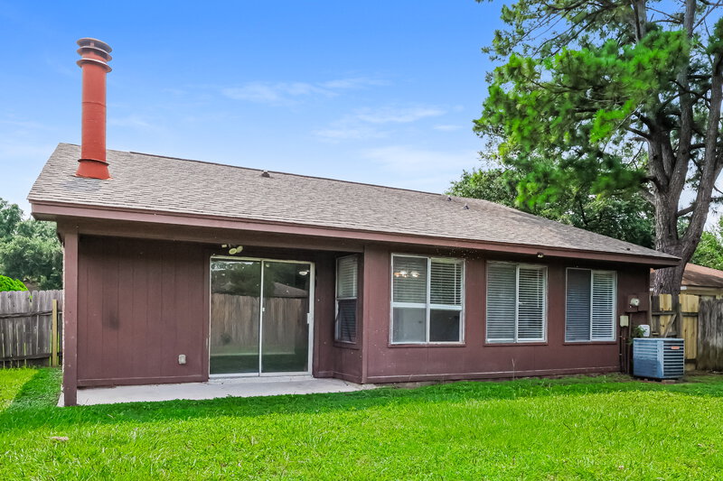 1,780/Mo, 12627 Day Hollow Ln Houston, TX 77070 Rear View