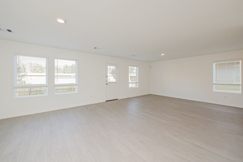 1,850/Mo, 2613 Shady Cedar Ct Conroe, TX 77301 Living Room View