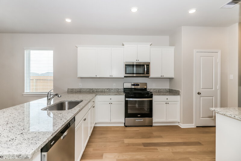 2,060/Mo, 429 San Miguel Creek Dr Katy, TX 77493 Kitchen View 2